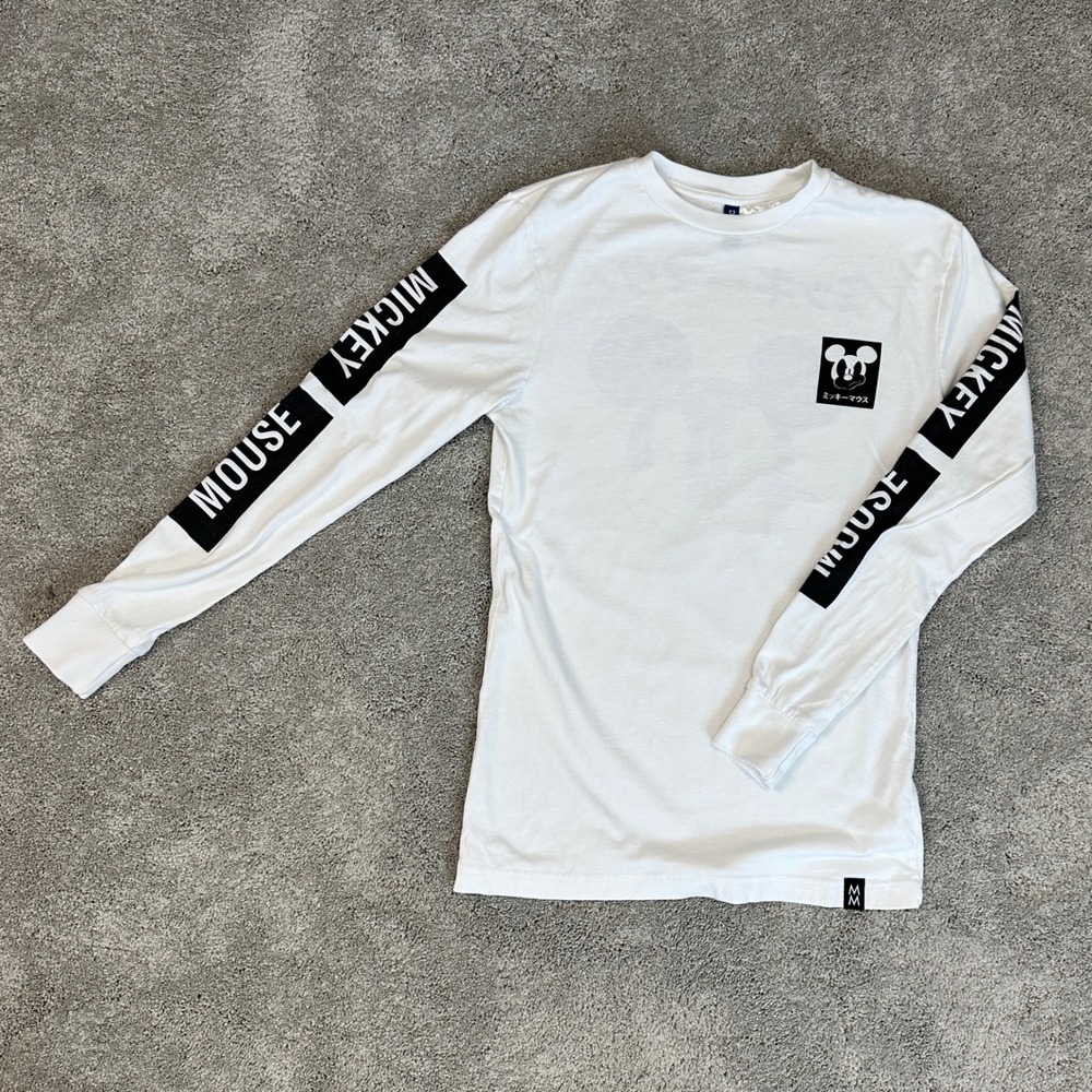 H&M Divided x Disney Mickey Mouse long-sleeve tee unisex xs